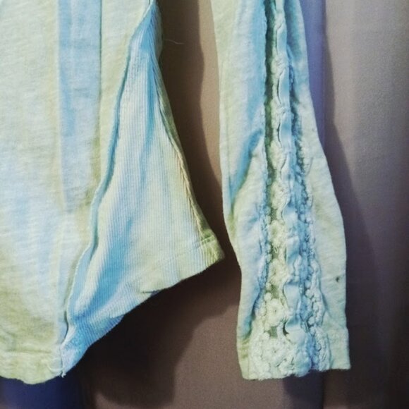 FREE PEOPLE Shell Lace Henley T-shirt Top XS Blue Scoop neck blouse Boho Long Sl - Picture 4 of 9